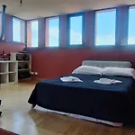 Unique *